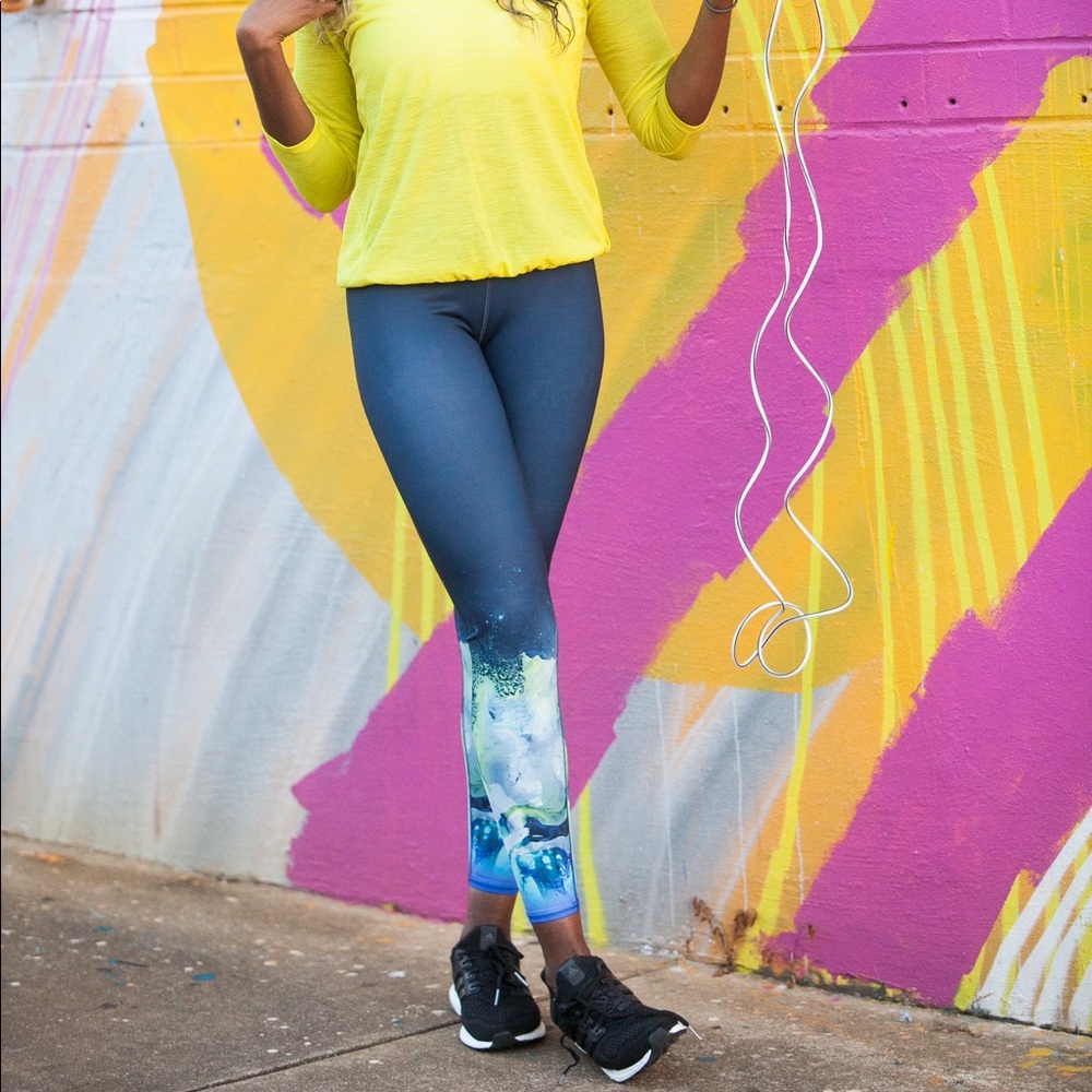 Athleta Mercury Sonar Navy Leggings, Small